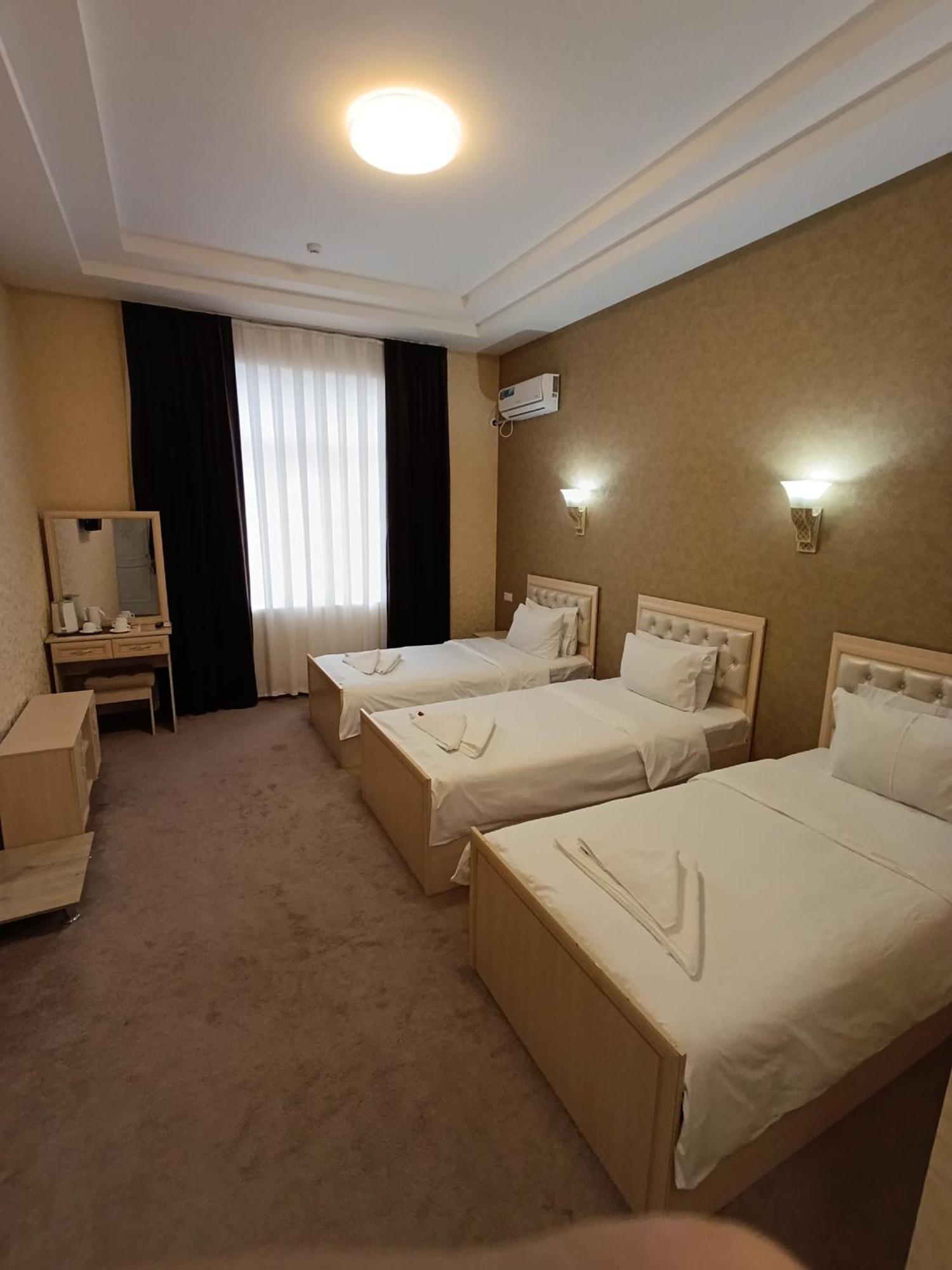Grand Karavan Hotel Tashkent Luaran gambar