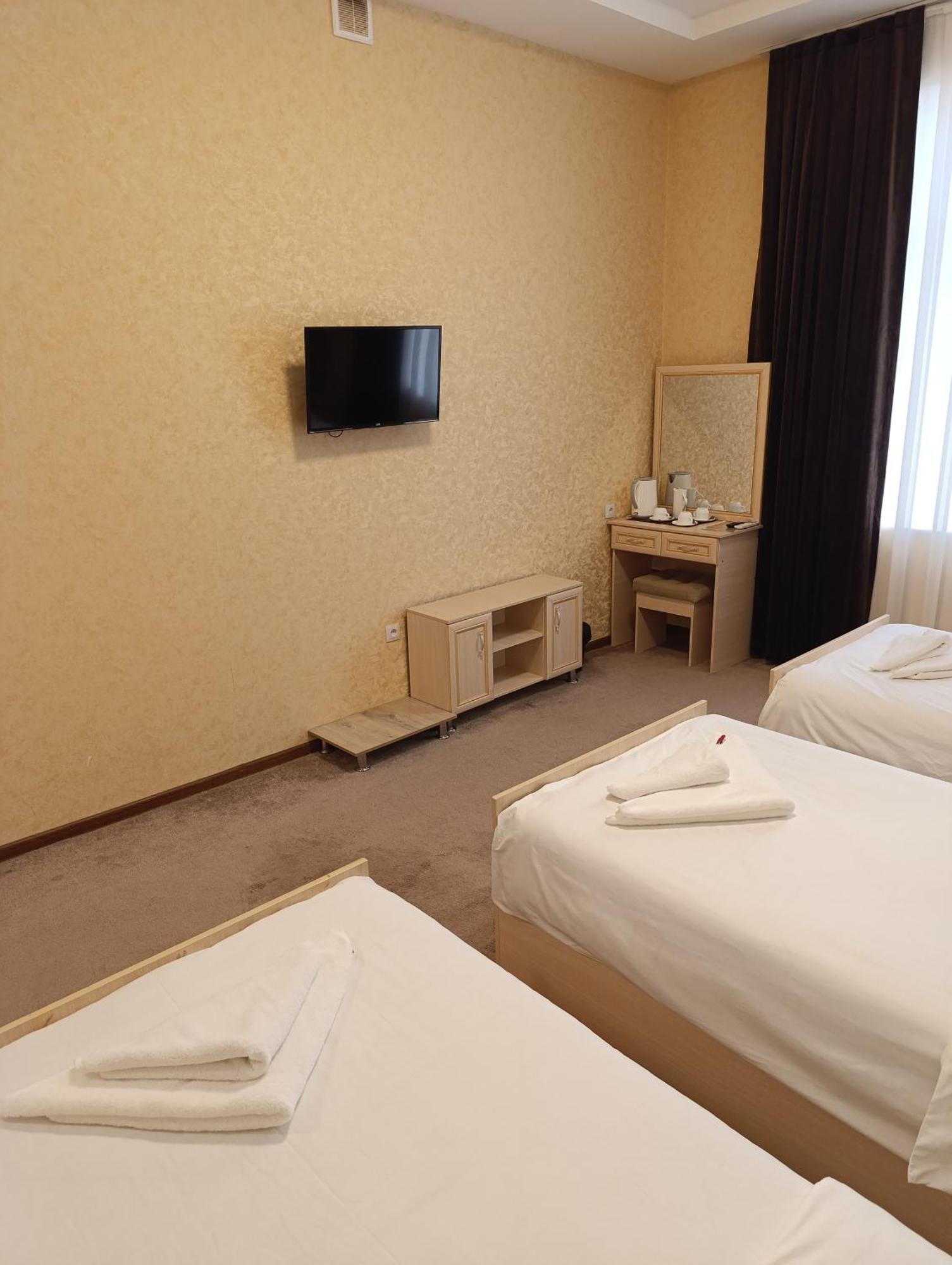 Grand Karavan Hotel Tashkent Luaran gambar