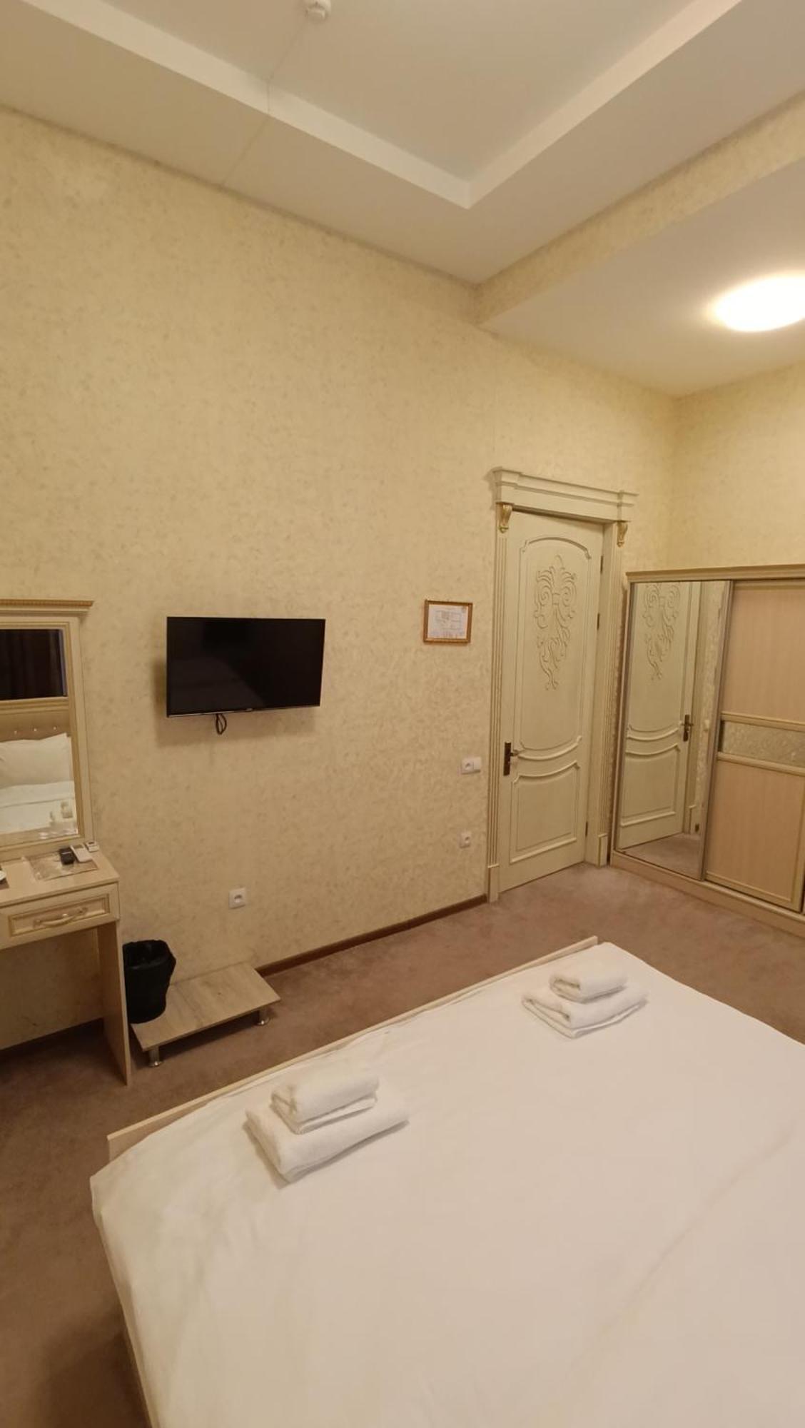 Grand Karavan Hotel Tashkent Luaran gambar