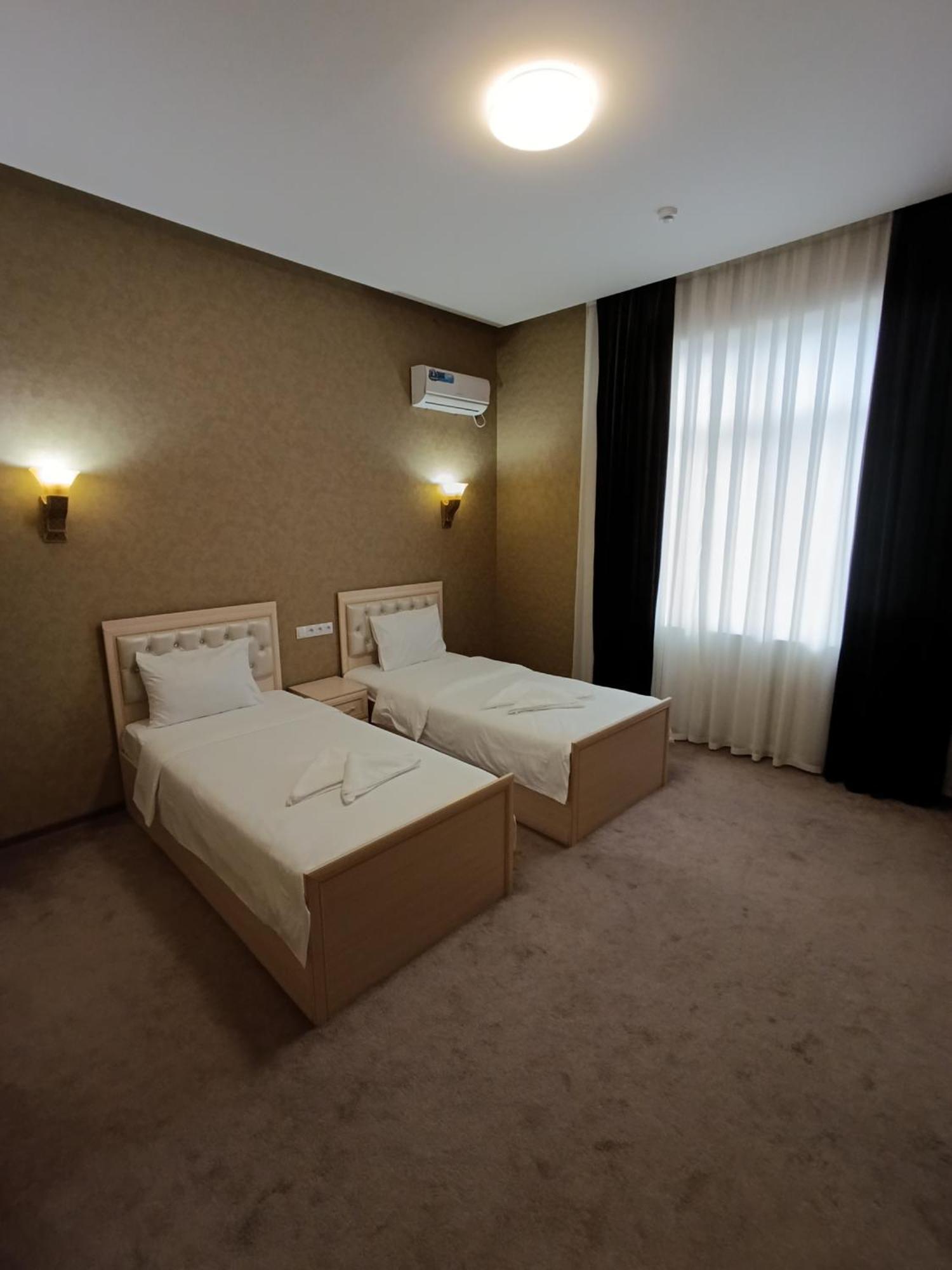 Grand Karavan Hotel Tashkent Luaran gambar