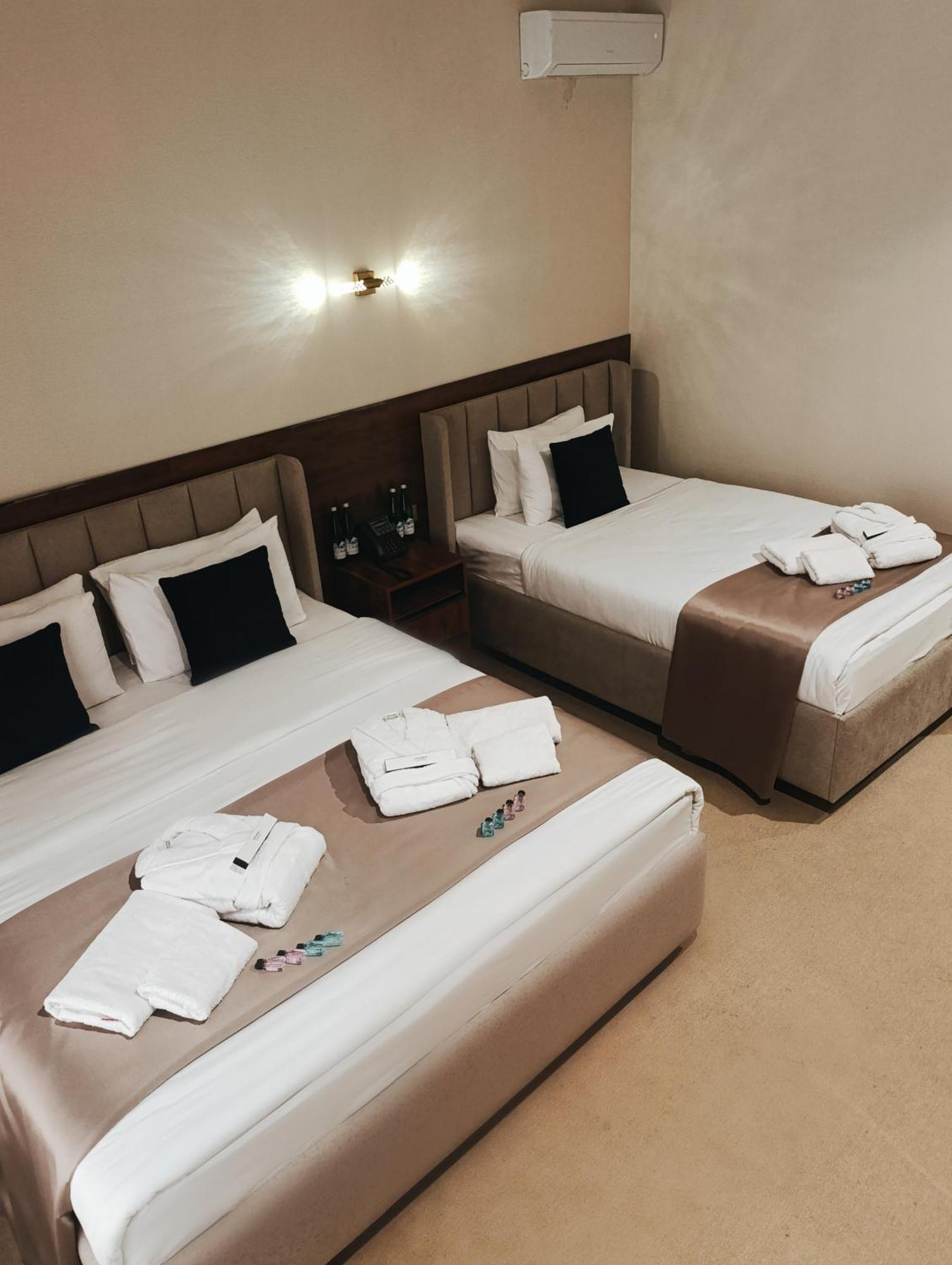 Grand Karavan Hotel Tashkent Luaran gambar