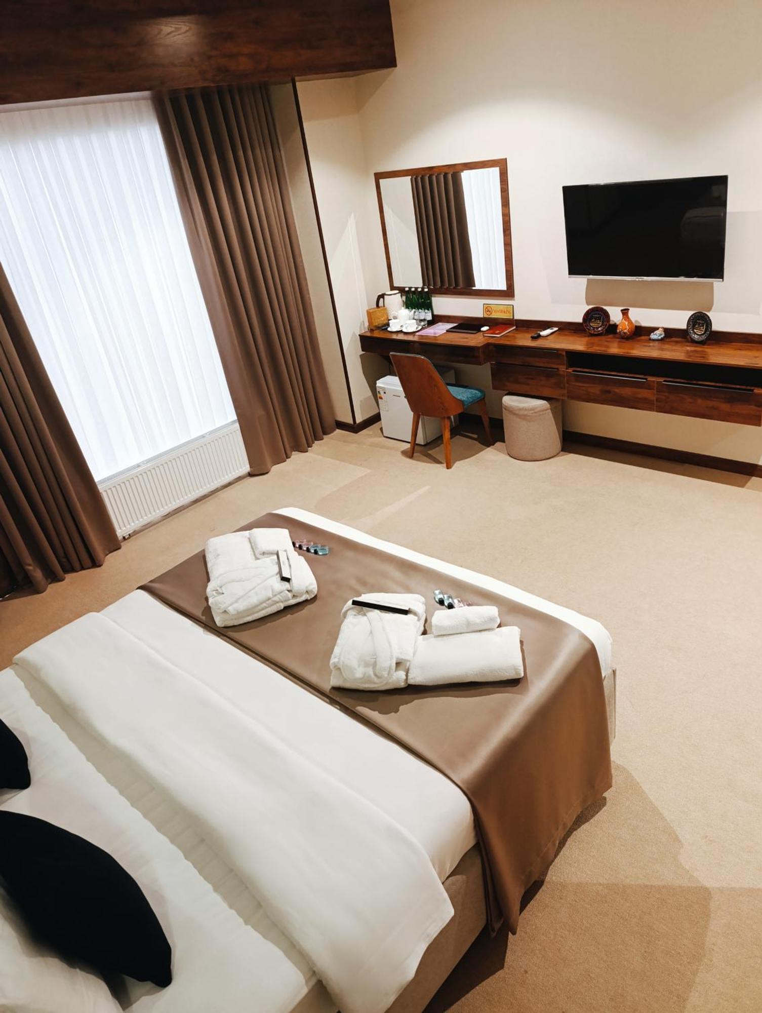 Grand Karavan Hotel Tashkent Luaran gambar